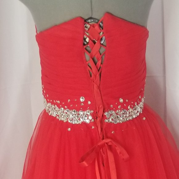Custom made evening gown, 6/8, red, short/long, sweetheart neckline. - Picture 2 of 5